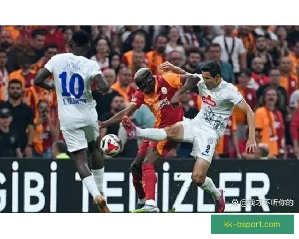 尤文图斯友谊赛惨败加拉塔萨雷球迷怒斥俱乐部管理层决策失误